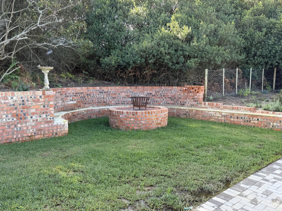 4 Bedroom Property for Sale in Hansmoeskraal A H Western Cape